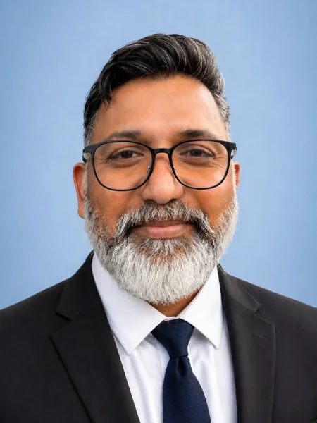 Dr. Sadesh Manikam